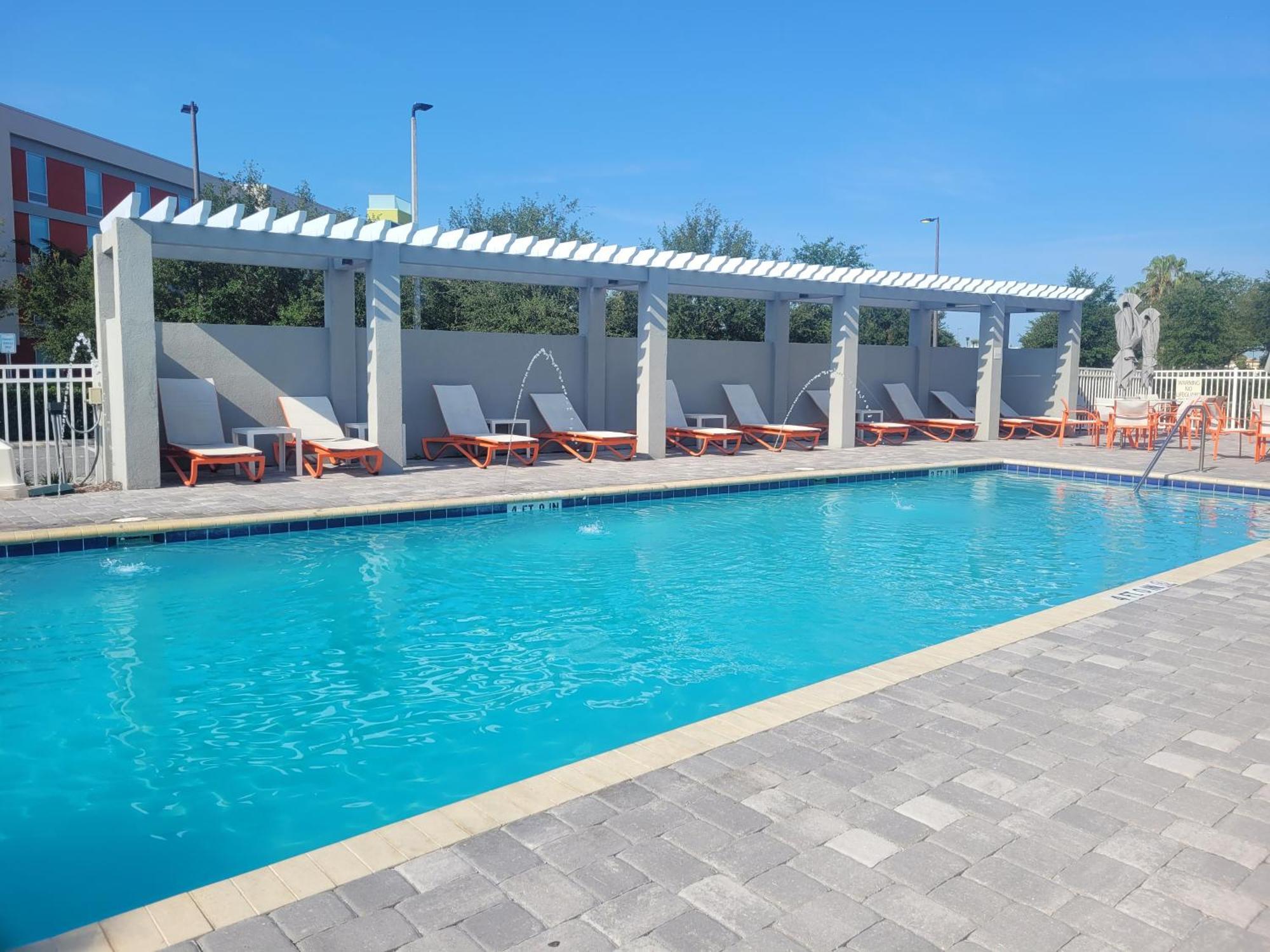 & Orlando - I-drive - Theme Parks 3* Williamsburg
